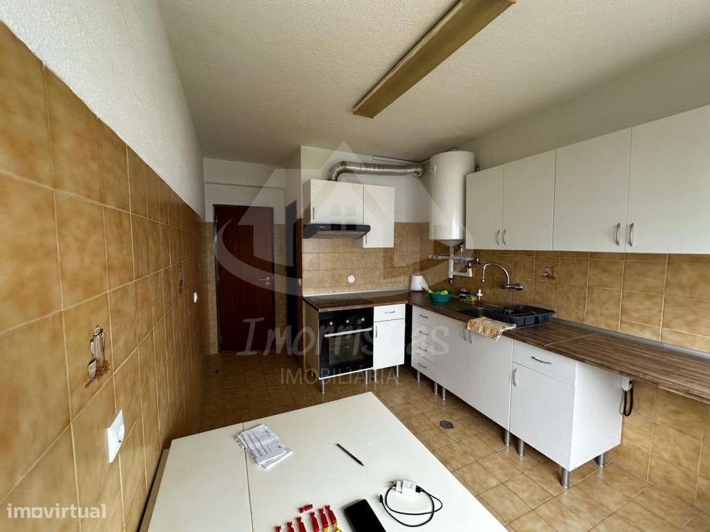 Apartamento T2 na Póvoa de Santa Iria-5