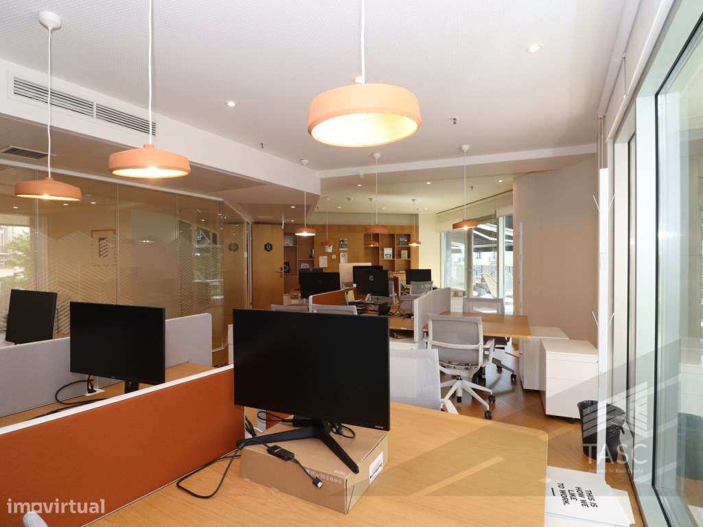 Escritório no Marquês de Pombal - Grande imagem: 2/40