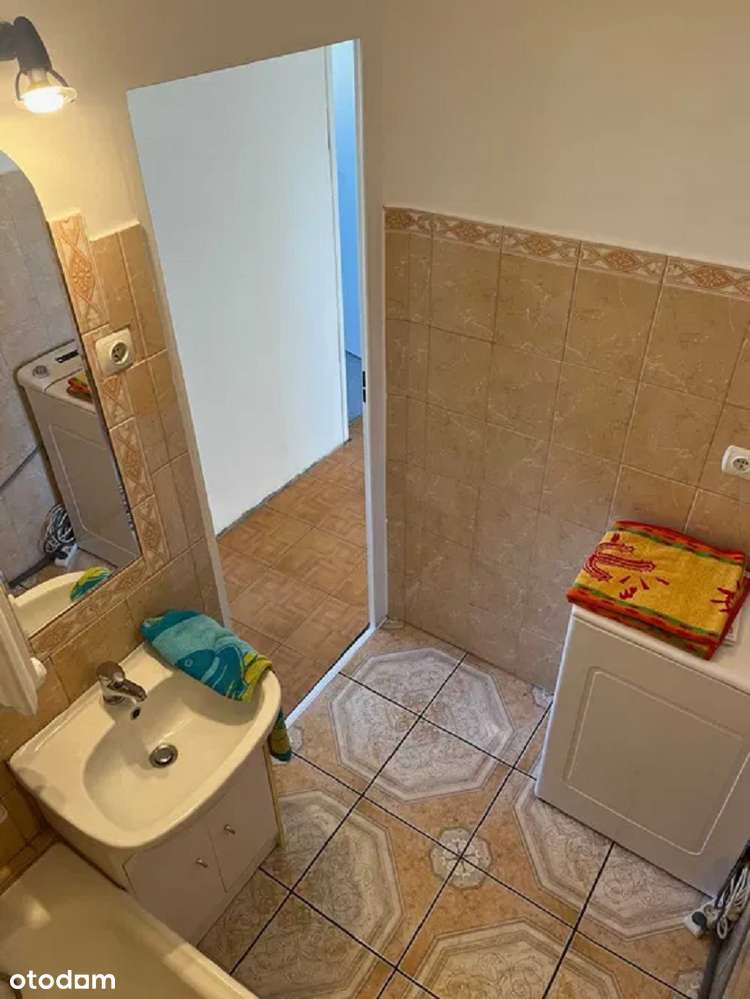 Mieszkanie o pow. 53m2, balkon, IV piętro, do remontu, os. Asnyka-5