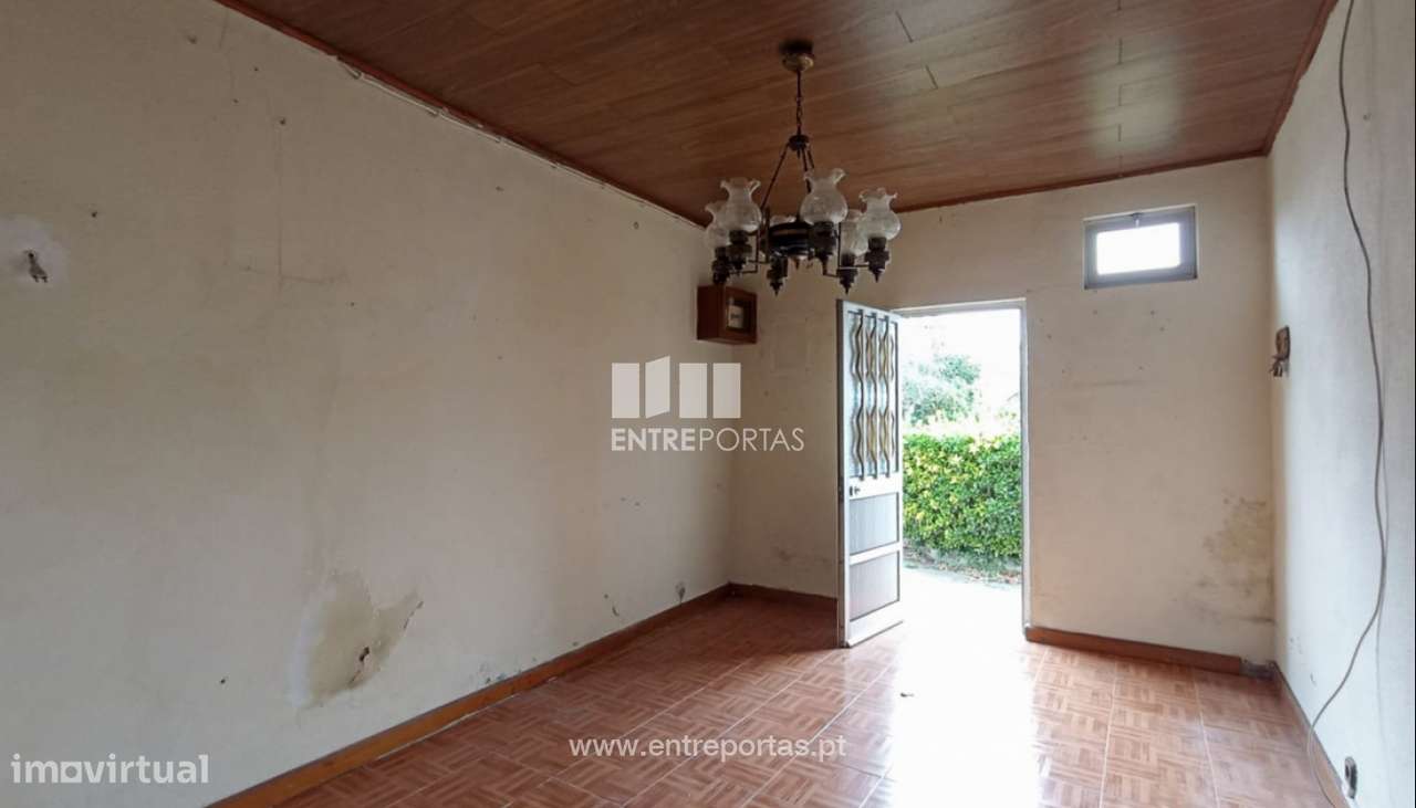 Venda de Moradias V2+V1 para restauro, Vilar, Vila do Conde - Grande imagem: 4/22