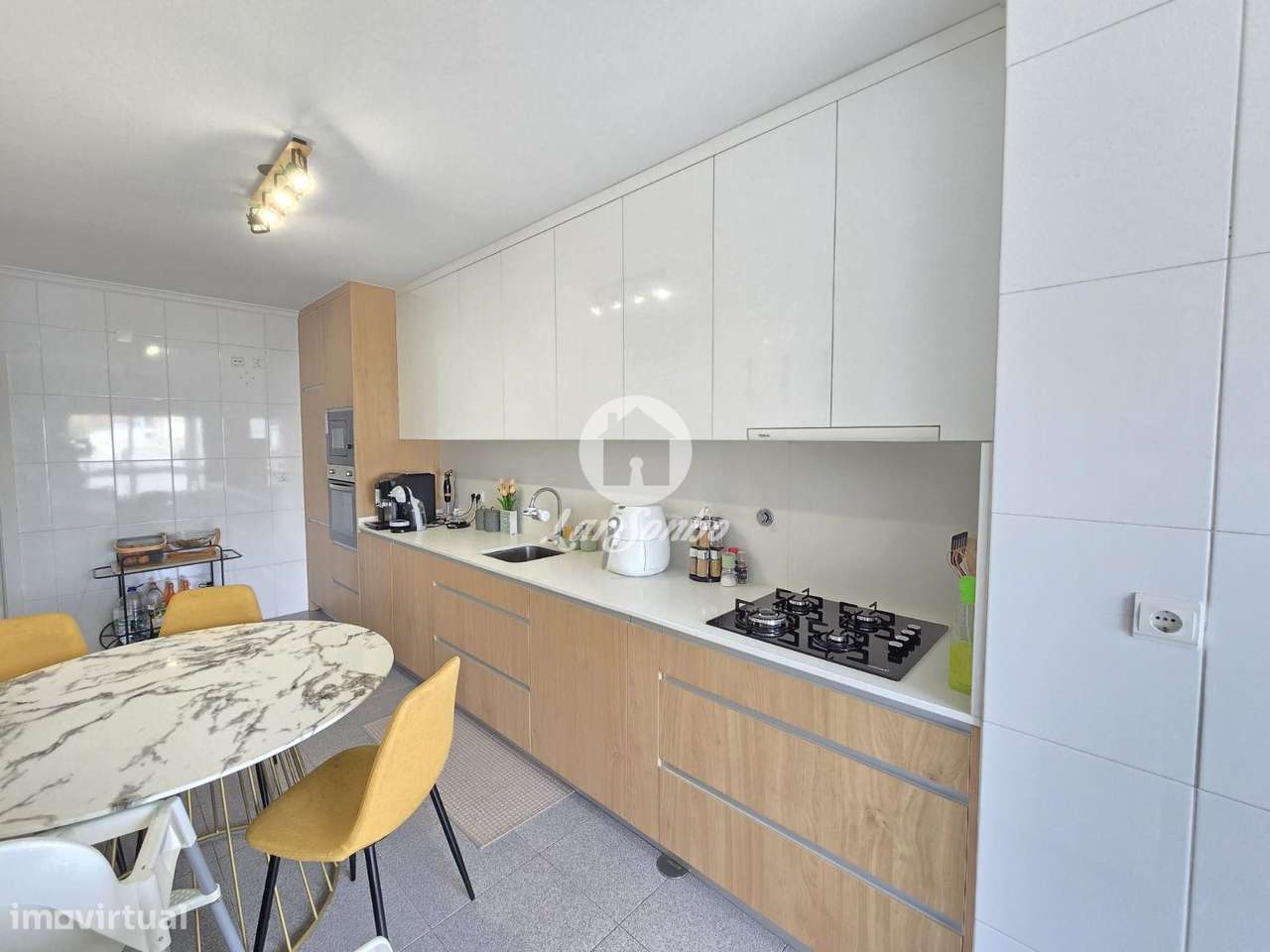 Apartamento T3 COMO NOVO com Lugar de Garagem em Touguinha | Vila d... - Grande imagem: 5/16