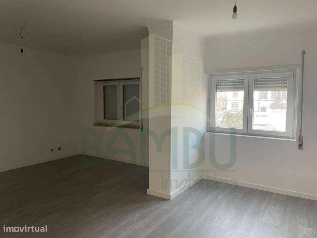 Apartamento T2 para Venda em Valença-9