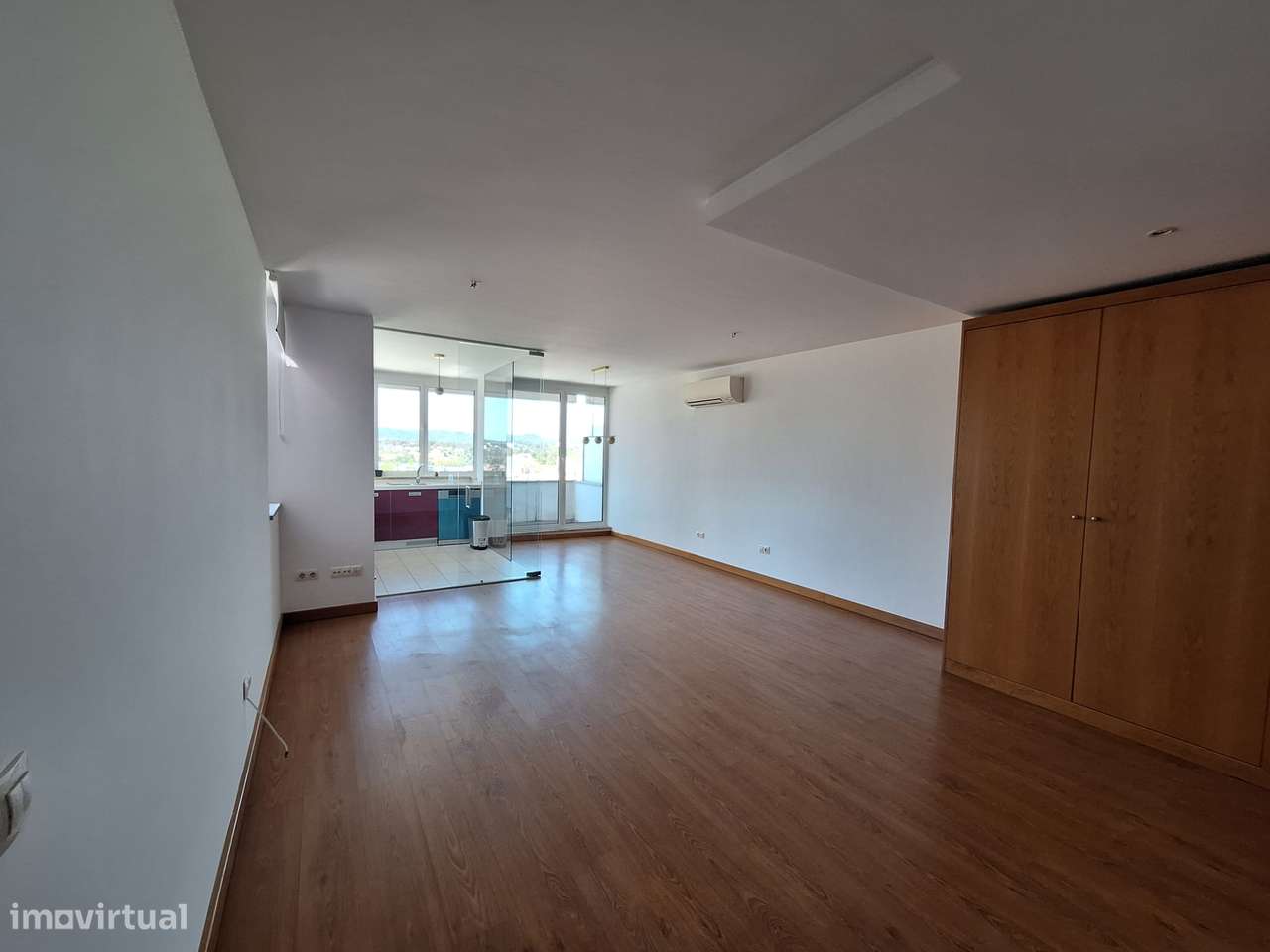 T1 com Cozinha Equipada e Garagem - Viseu - Grande imagem: 5/13