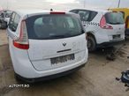 Dezmembrez Renault Scenic 2011 1.5dci - 2