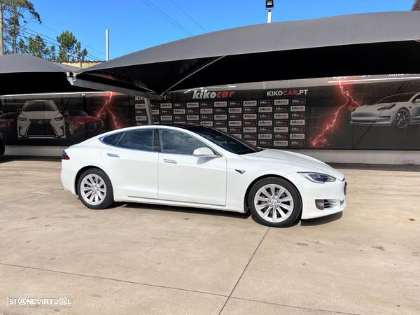 Tesla Model S 75D - 11