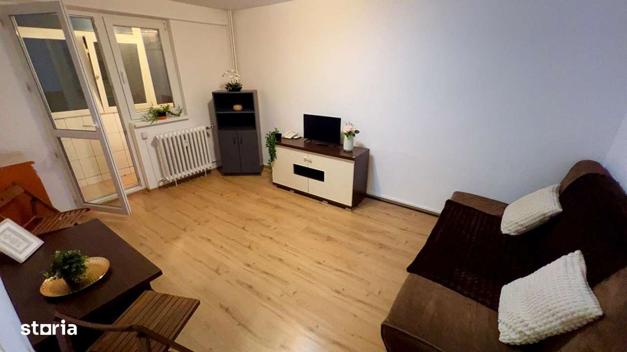 Apartament 2 camere, mobilat, balcon inchis, parcare, boxa - Imagine principală: 2/10