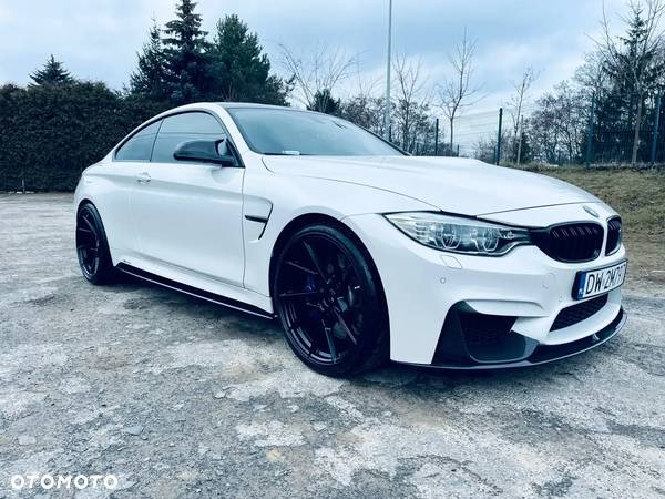 BMW M4 DKG - 3