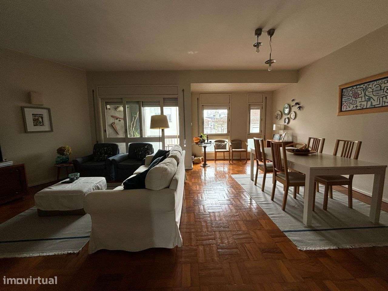 Apart. T6 | Rua Fernandes Tomás | Metro Campo 24 de Agosto - Grande imagem: 4/28