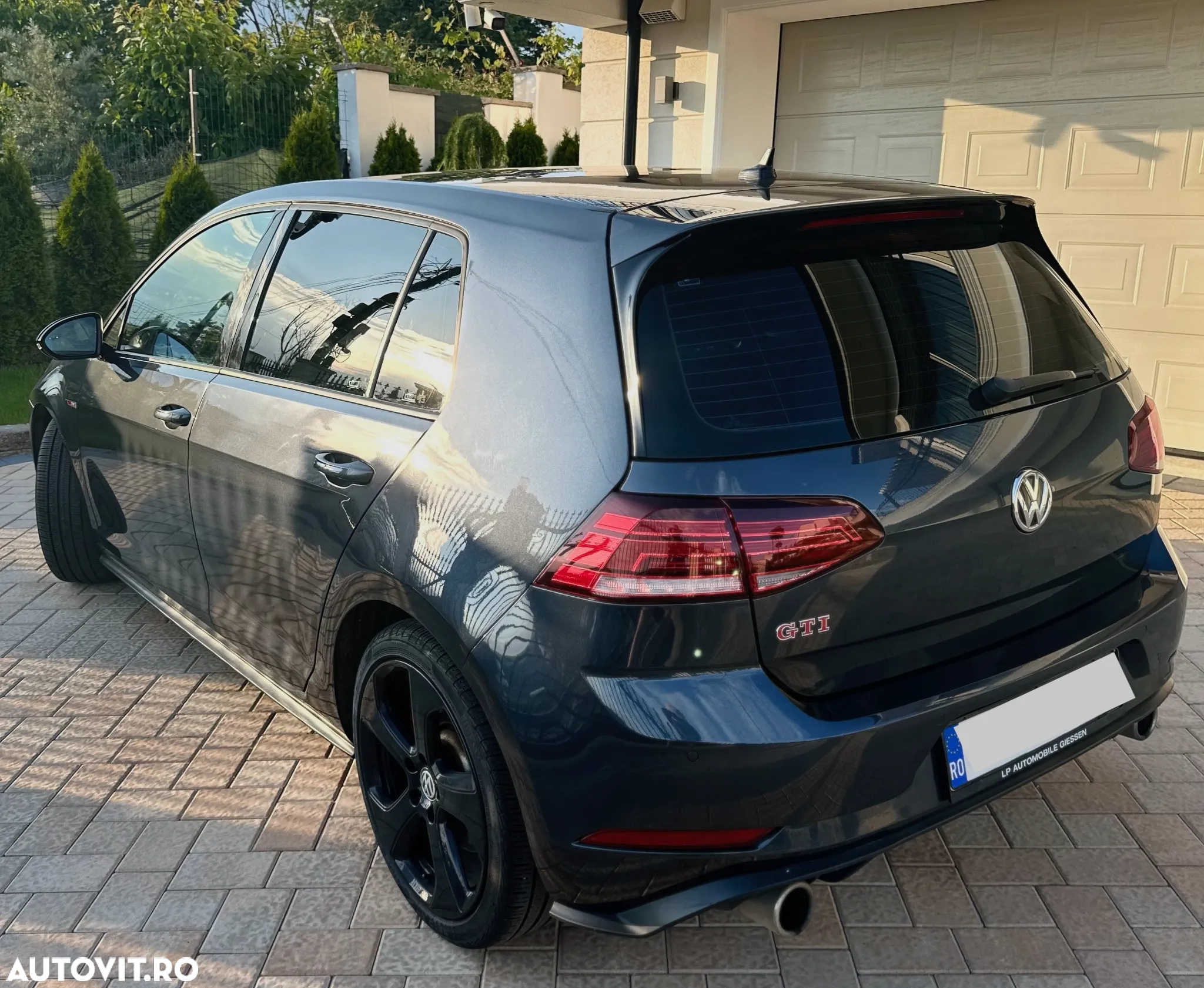 Volkswagen Golf 2.0 TSI GTI Performance - 5