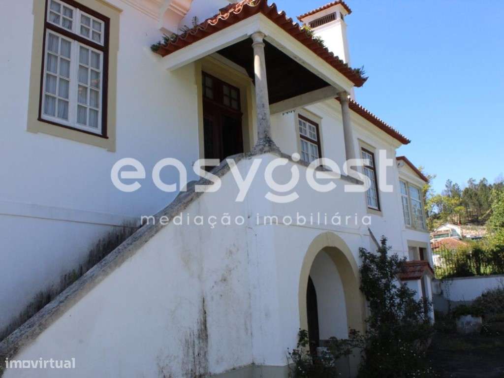 Quinta em Ourém com moradia, piscina, anexos e 7320m2 de terreno - Grande imagem: 4/43