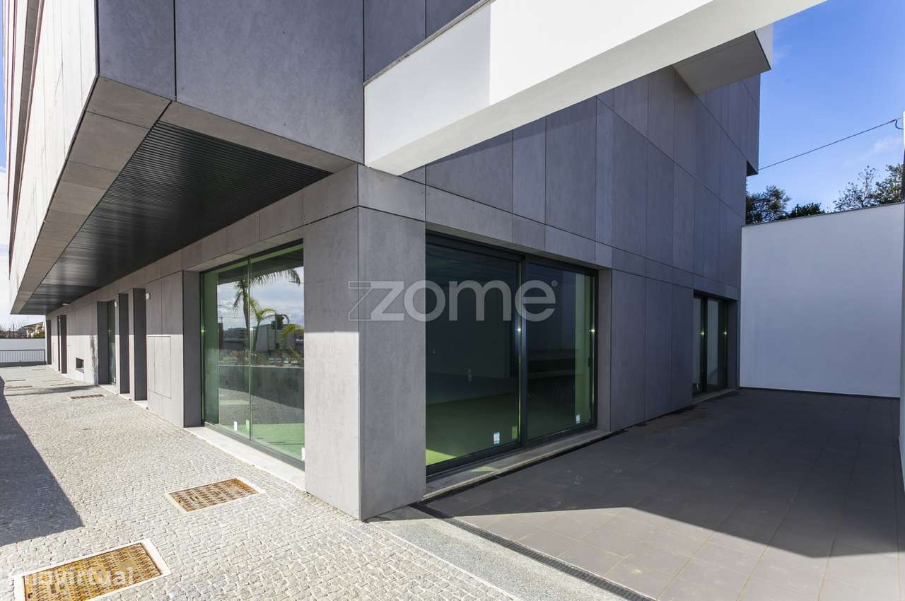 Loja nova para arrendamento em V. N. Famalicão - Grande imagem: 2/13