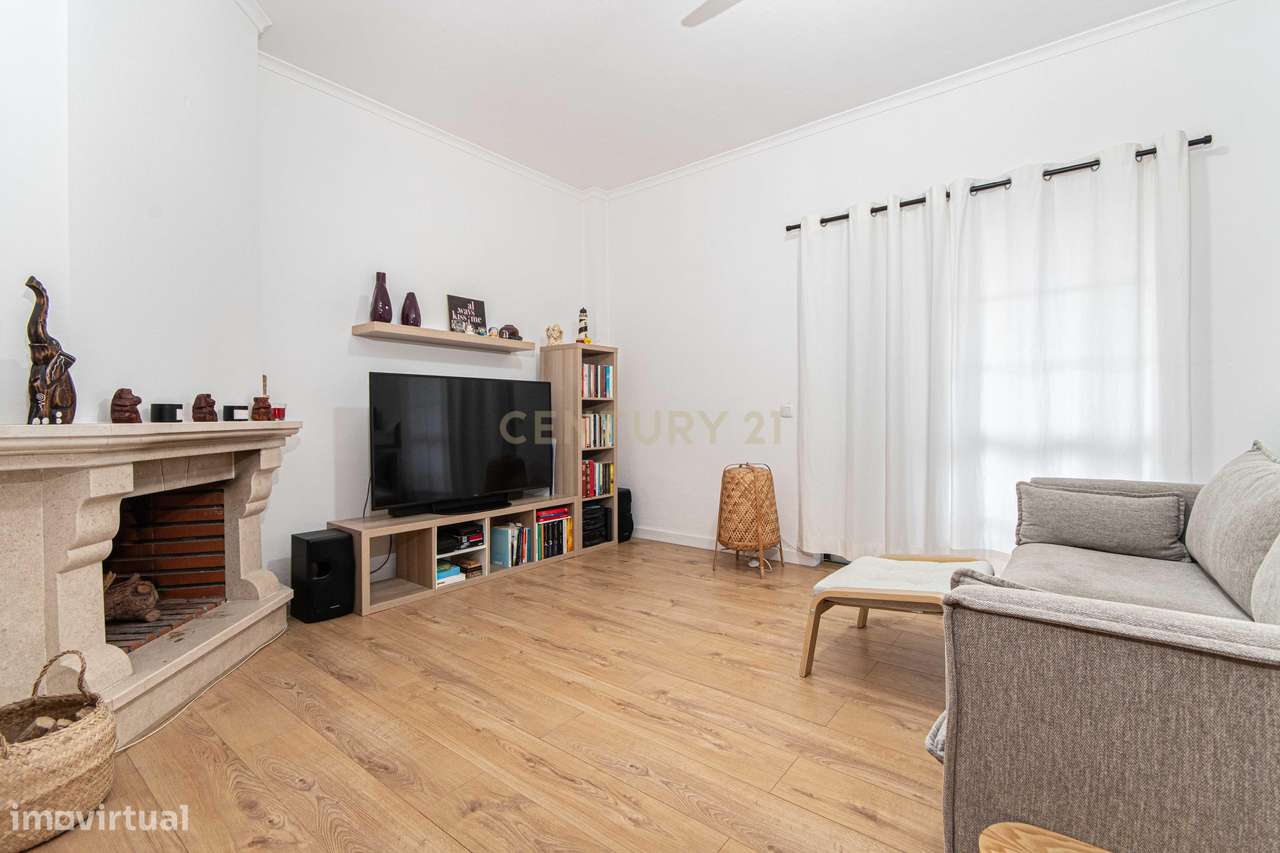 Apartamento Renovado em Samora Correia, Benavente-4