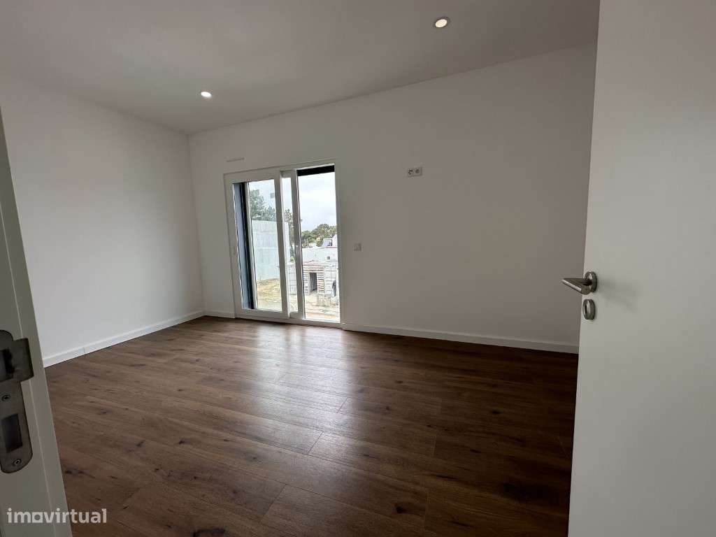 Moradia Nova na Lagoa de Albufeira - Grande imagem: 5/18