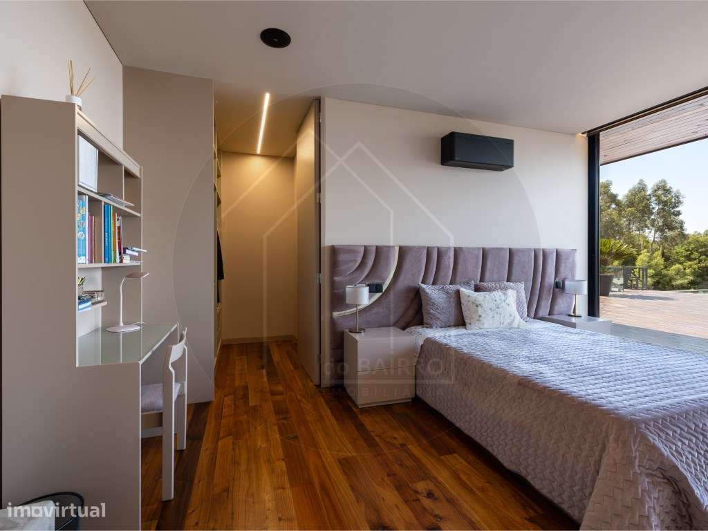 Moradia T6, térrea contemporânea, piscina, terraços e jardim junto ...-35