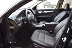 Mercedes-Benz Klasa C 180 CGI Automatik BlueEFFICIENCY Elegance - 19