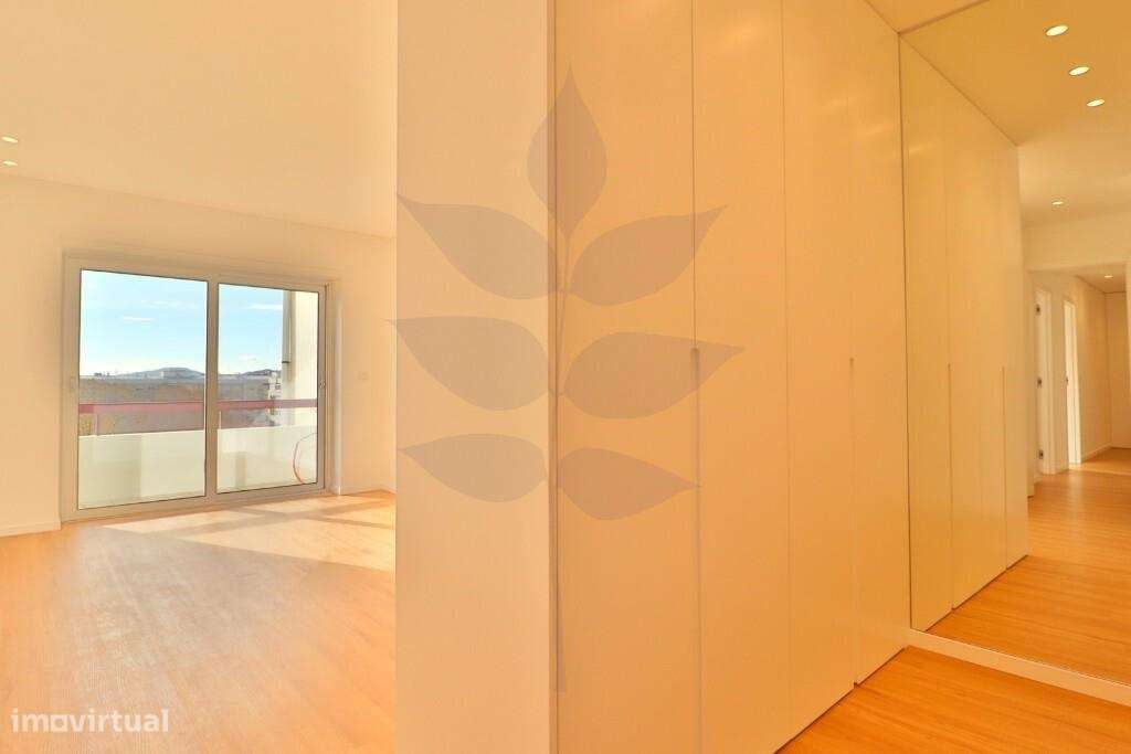 Apartamento T3 Renovado – São Victor, Braga-11