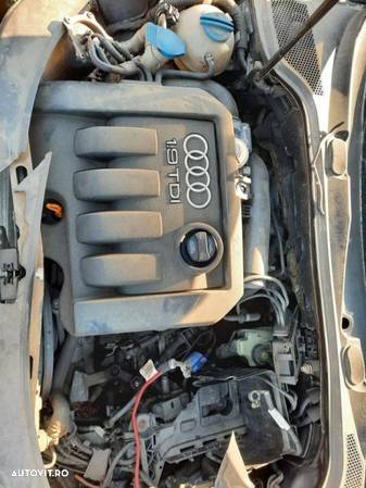 Piese/Dezmembrez Audi A3 1.9TDi fabricație 2005 Caroserie 2+1 Uși LZ7L - 8