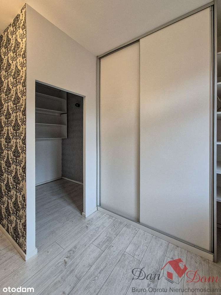 Kawalerka na parterze w centrum - Pełny obrazek: 4/10