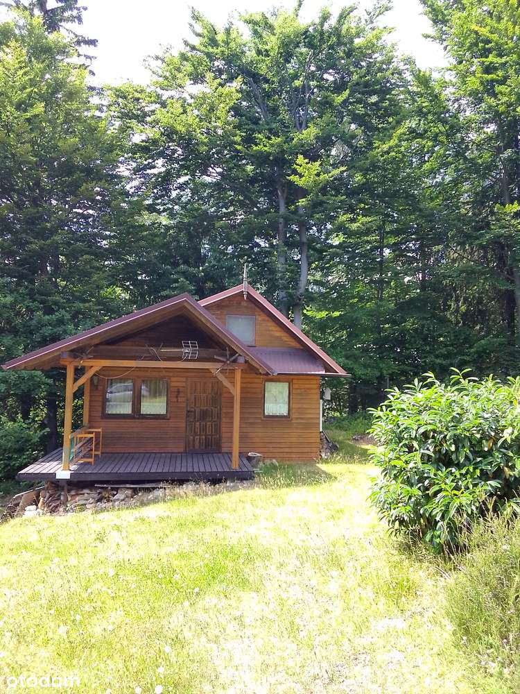 Domek letniskowy na widokowej działce budowlanej-3