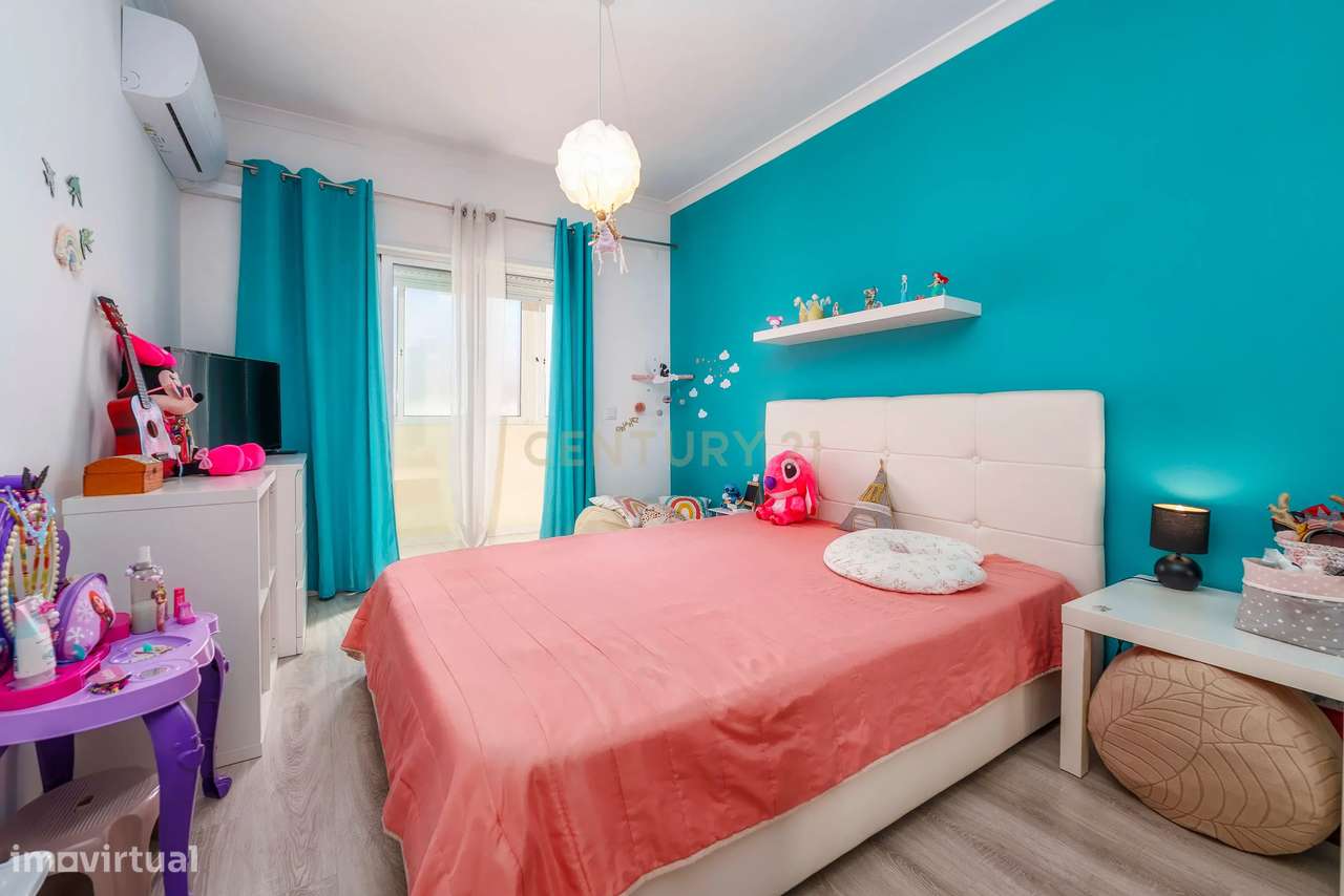 APARTAMENTO T2 | PRONTO A HABITAR | PERTO DO RIA SHOPPING | OLHÃO-17