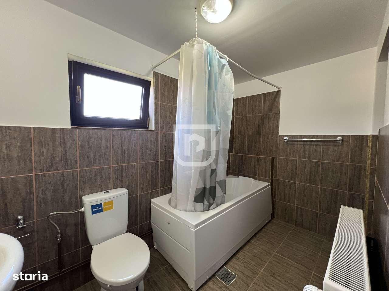 Casa cu 4 dormitoare | strada Manastirii | Gura Humorului-12