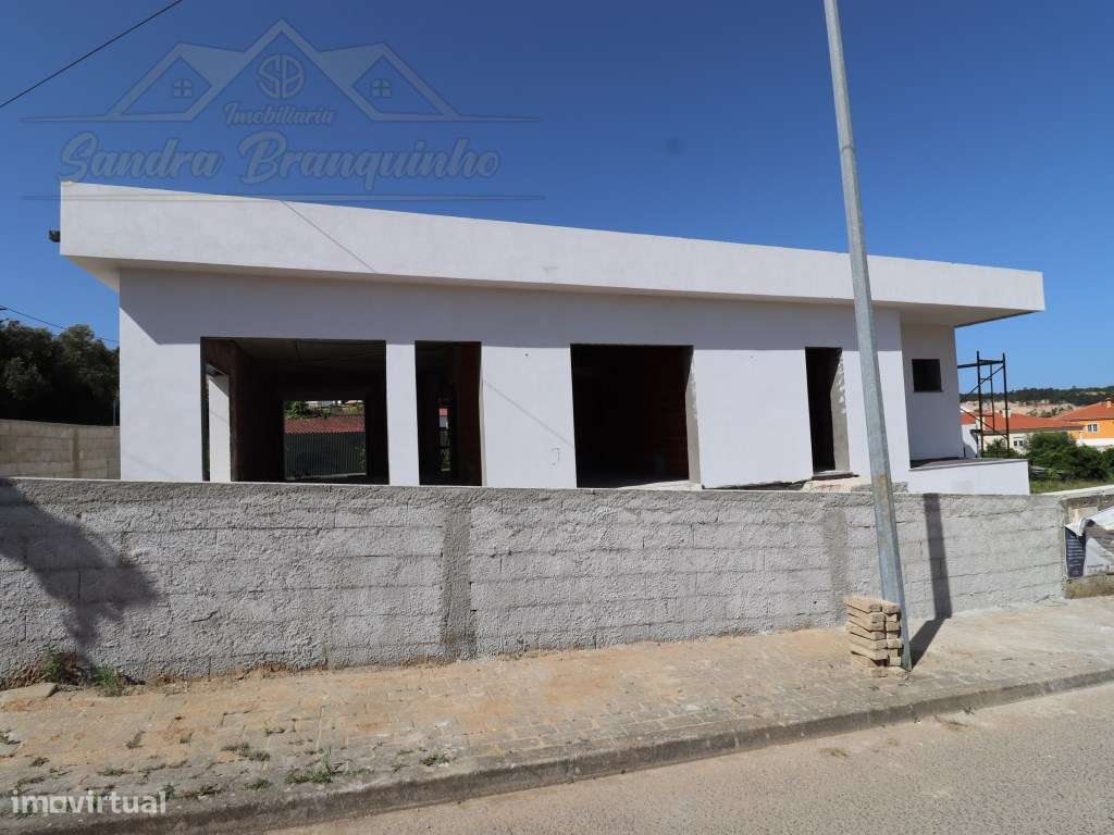 Moradia T3 NOVA estilo CONTEMPORÂNEO-11