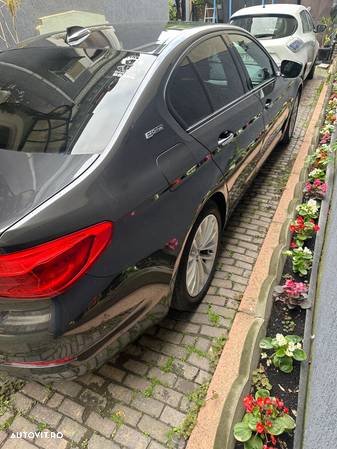 BMW Seria 5 530e Aut. Luxury Line - 14