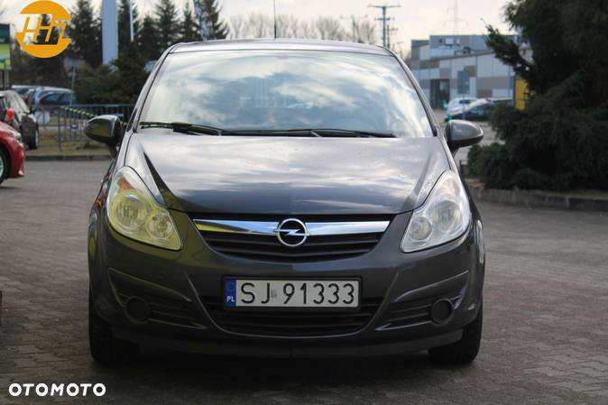 Opel Corsa 1.2 16V Essentia - 2