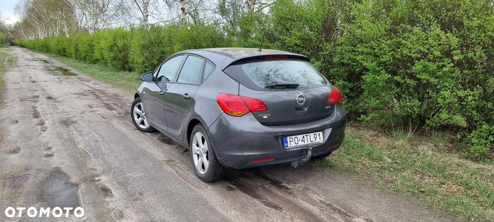 Opel Astra - 4