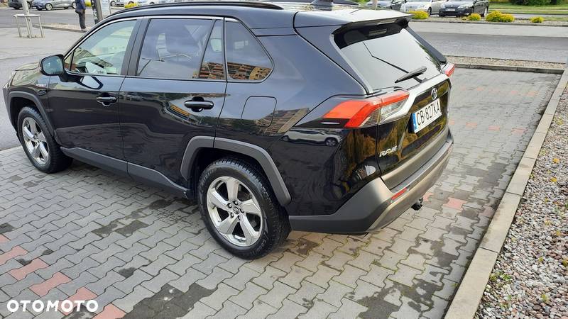 Toyota RAV4 - 5