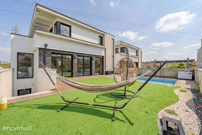 MORADIA GEMINADA T4+1, 4 Suites em PALMEIRA, BRAGA-35