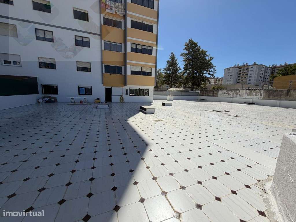 T2 REMODELADO COM TERRAÇO PRIVATIVO 555M2-32