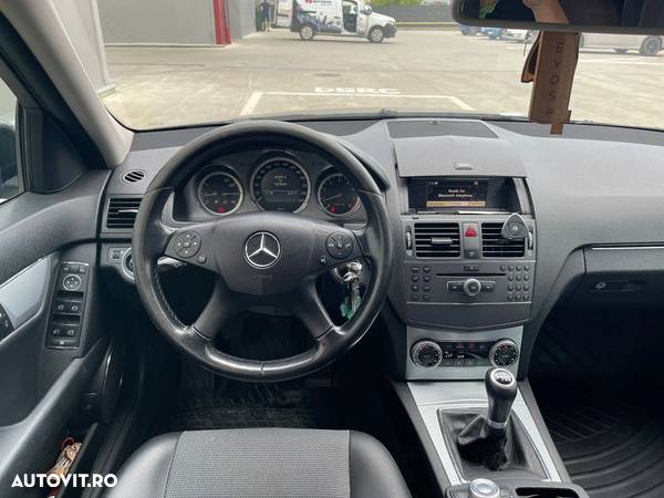 Mercedes-Benz C 180 K BlueEfficiency T-modell - 8