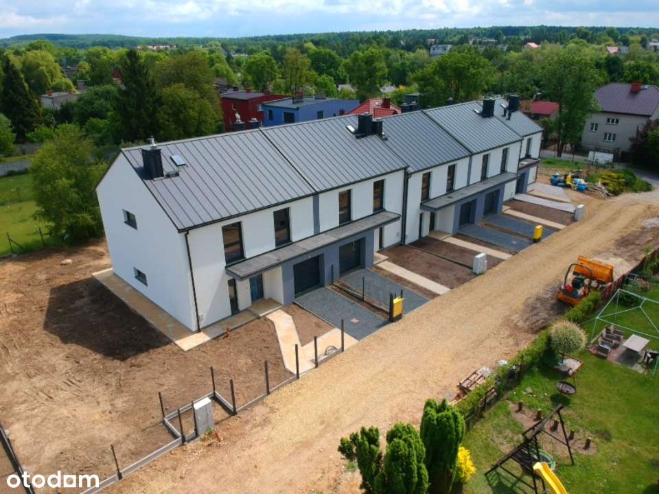 PROMOCJA!!! Dom szeregowy, duży, garaż, media, spokojna uliczka, ogród-2