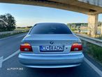 BMW Seria 5 525dA - 6