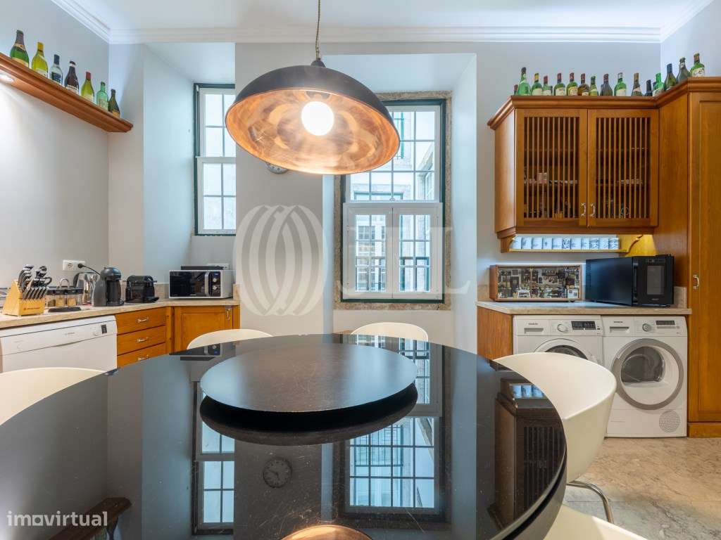 Apartamento T4 com garagem, no Chiado, em Lisboa-18