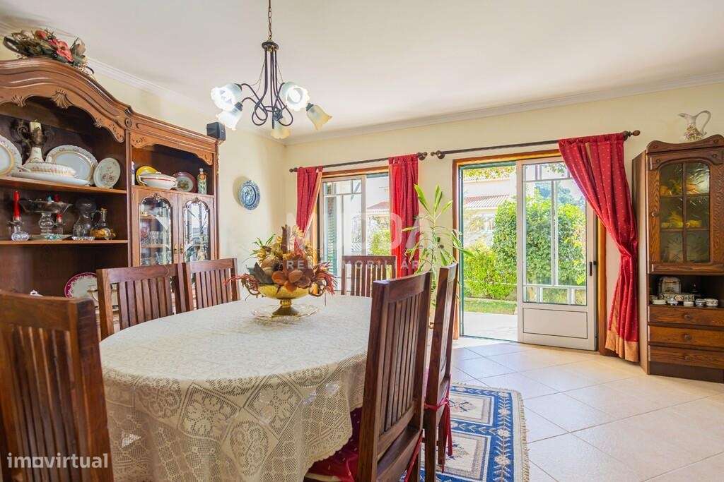 Moradia T4 à venda em Mataduços, Esgueira, Aveiro – Espaço, Conforto e-22