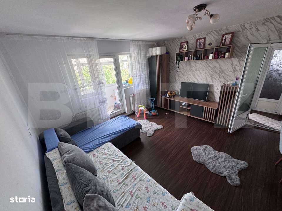 Apartament de vanzare, cu 2 camere, 49 mp, zona Micro 11 - Imagine principală: 1/8