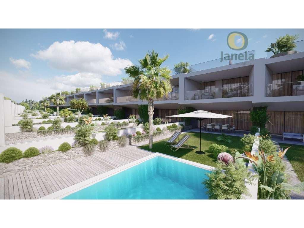 Terreno junto à Quinta do Lago para construção de 15 Moradias - Grande imagem: 2/14