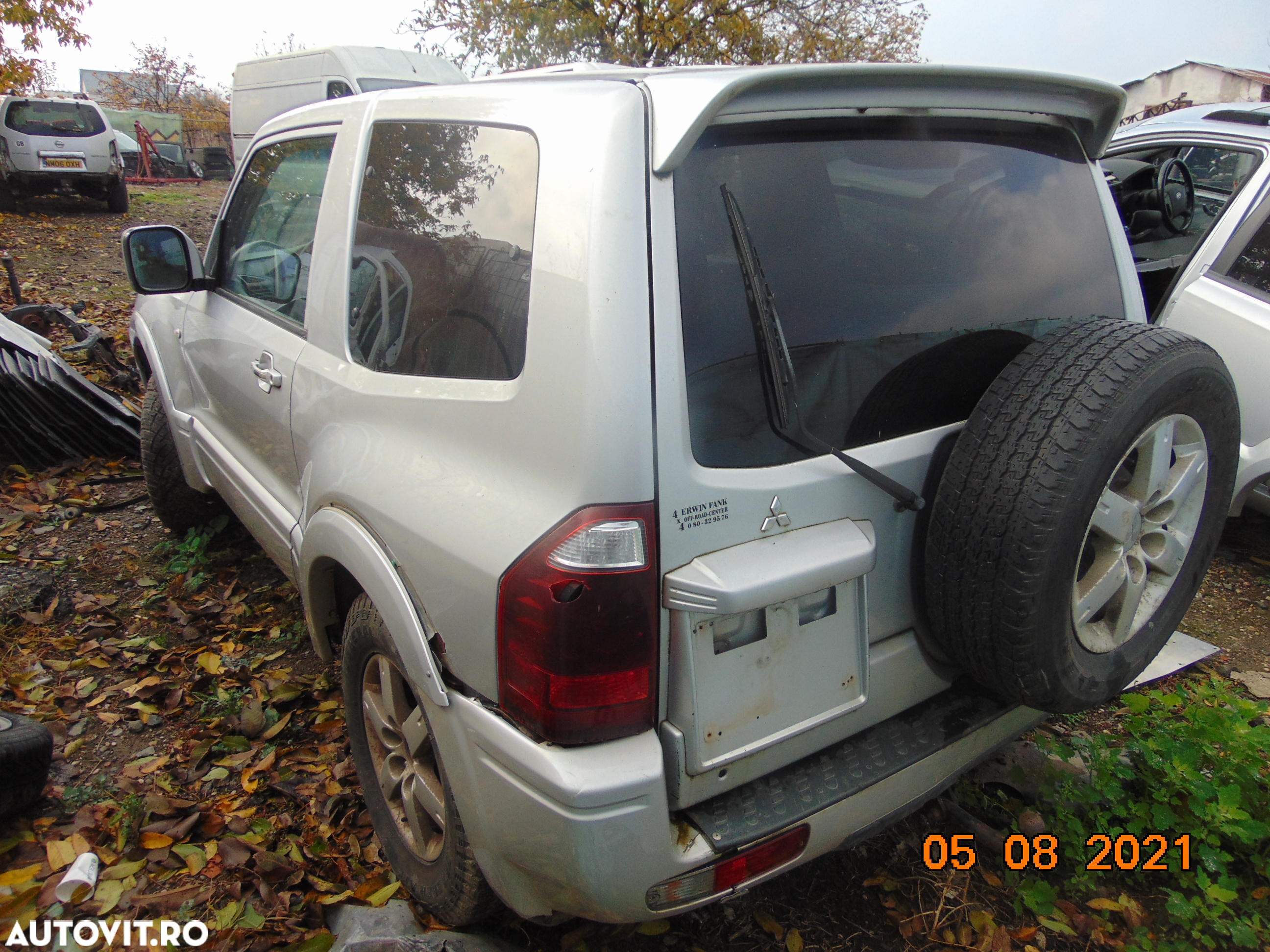 Usa Fata Stanga mitsubishi Pajero 2004 SUV Argintiu - 3