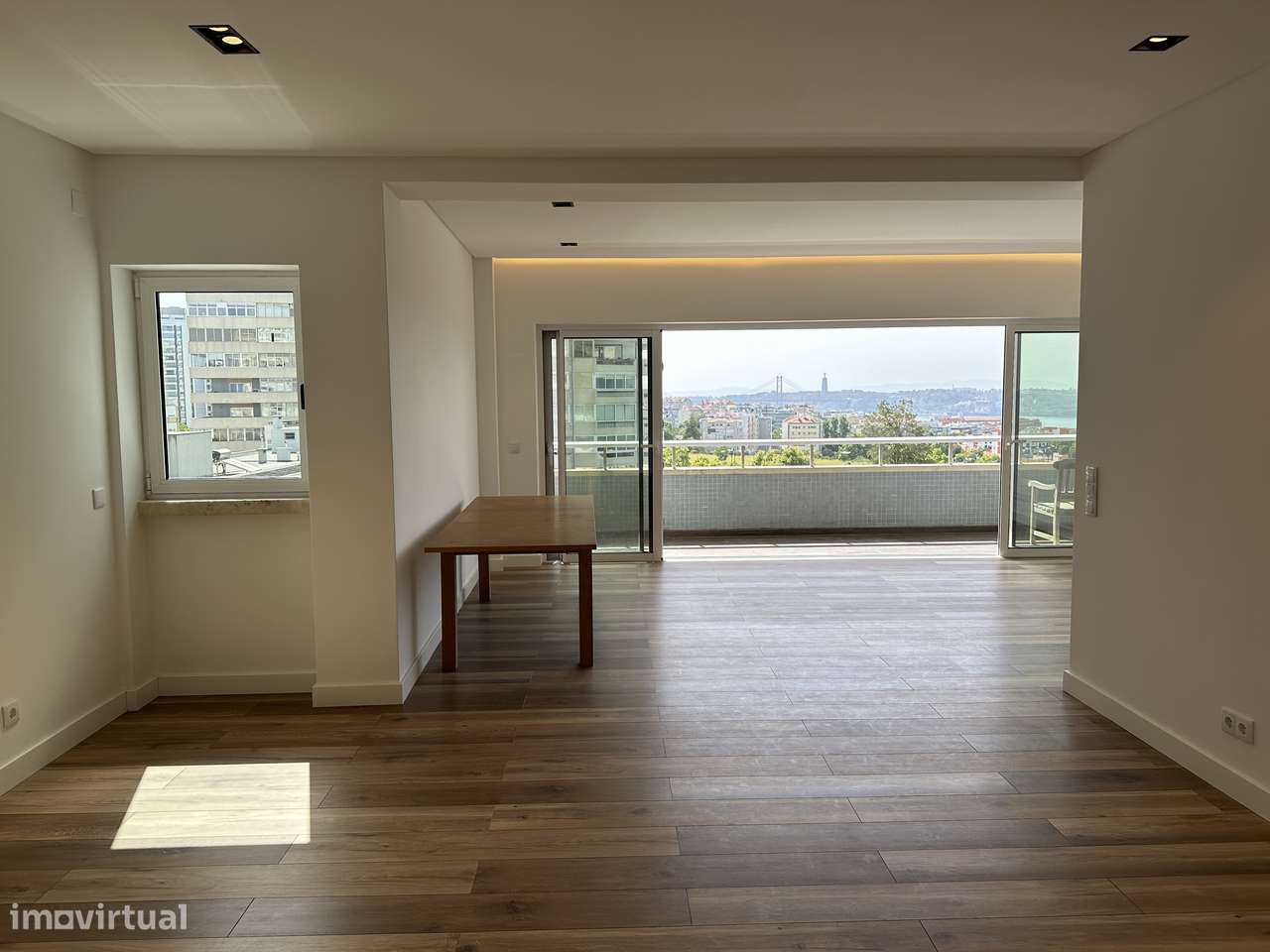 Apartamento T4 nas  Torres do Restelo - Grande imagem: 5/31