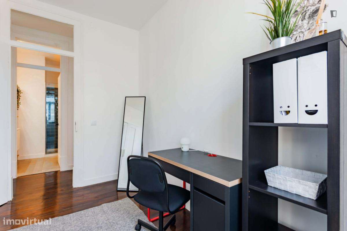 Apartamento com 2 quartos - localizado em Arroios Lisbon - Grande imagem: 4/9