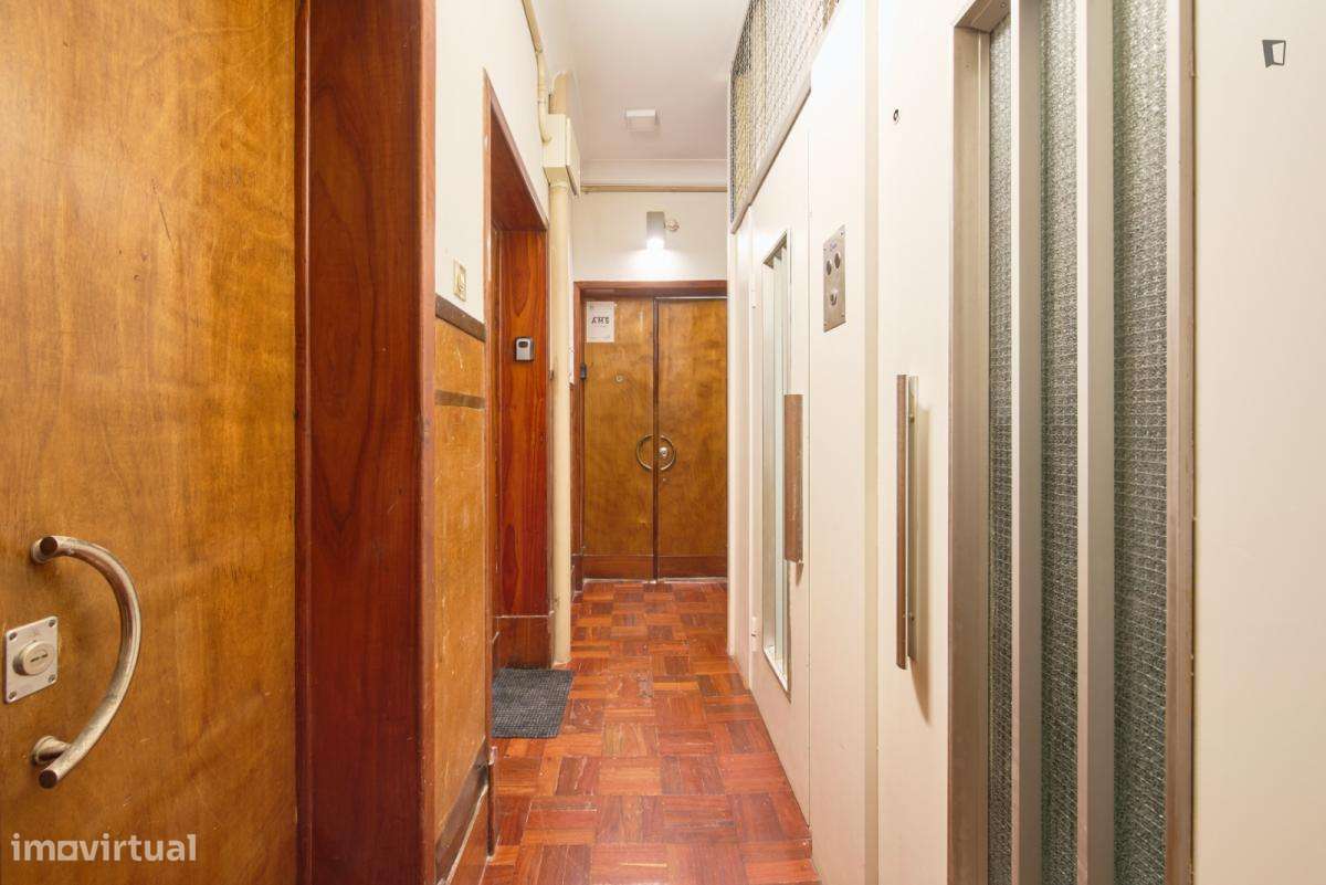 Estúdio - localizado em Marquês de Pombal Lisbon - Grande imagem: 5/7