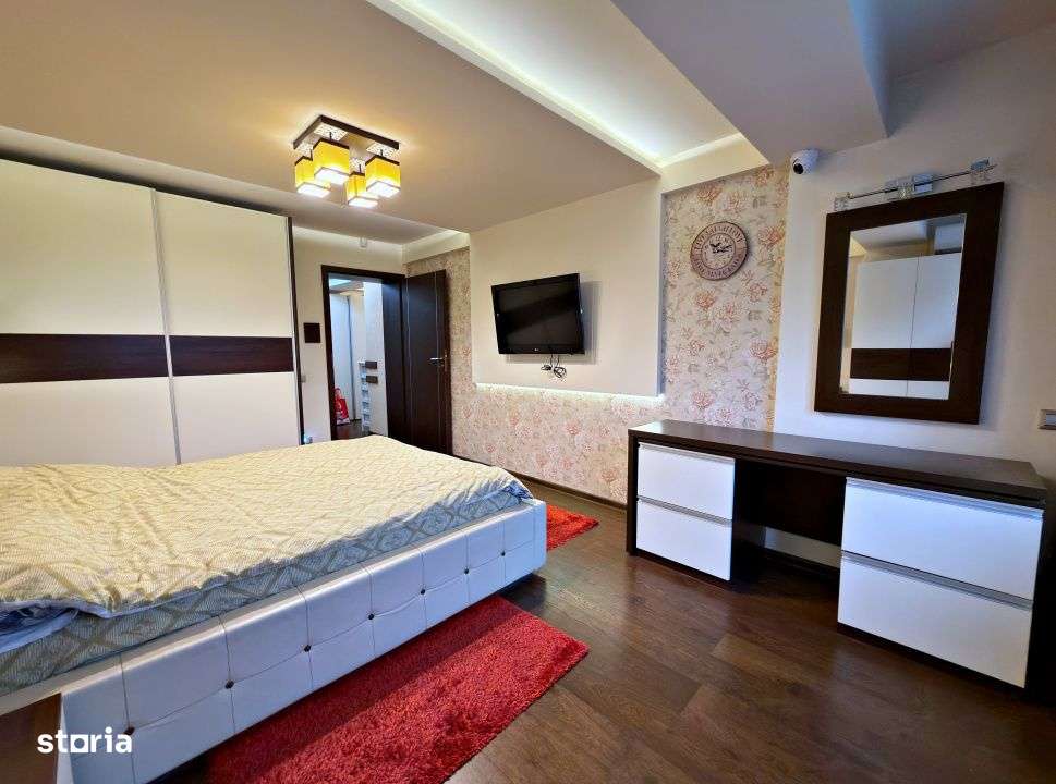 3 cam - 143 mp - Et.1/3 - 2 bai, 2 balcoane – Ghencea, An 2009-12