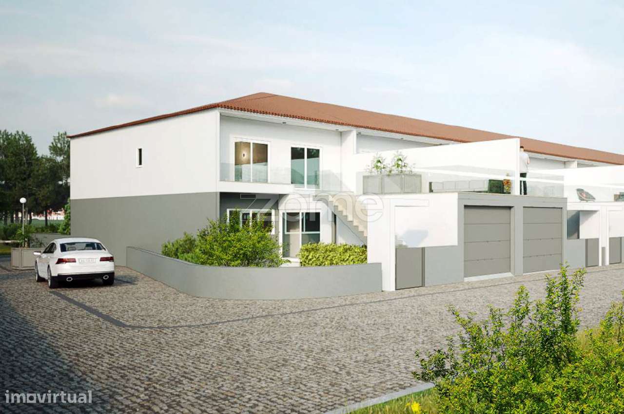 Moradia T3 em Condomínio Fechado – Fonte Santa Villas | Marinha Gra...-1