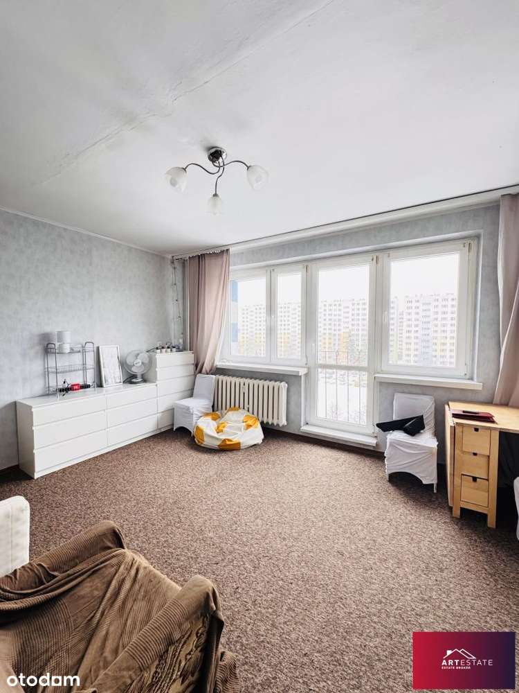 Przestronna Kawalerka z windą Retkinia-8