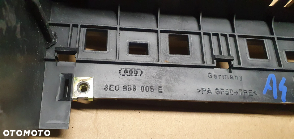 Ramka kosz konsoli radia 1DIN Audi A4 B6 8E0858005E - 5