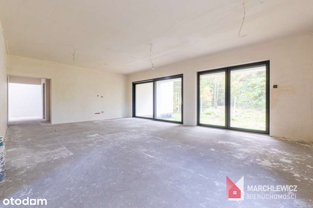 Nowoczesny dom w otulinie lasu!-8