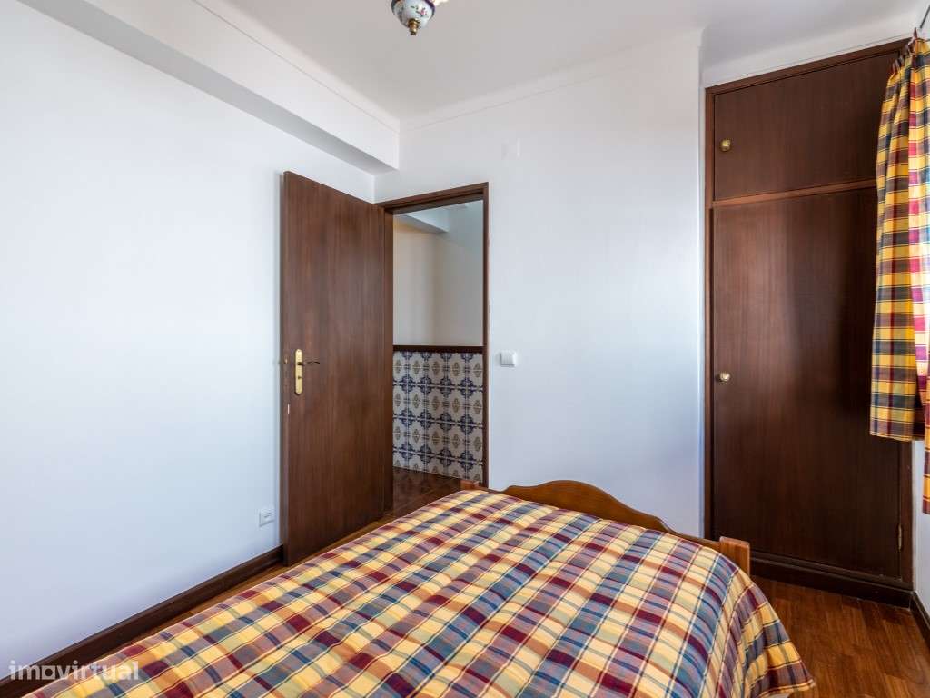 Moradia Triplex com Vista Mar e Terraço Privativo no Coração da Naz...-21