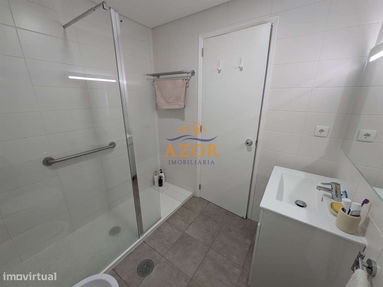 Apartamento T3 Venda em Ponta Delgada (São Sebastião),Ponta Delgada-19
